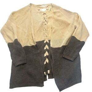 Day to Day Blu Pepper Open Front Cardigan - Womens Size Small - Gray and Cream